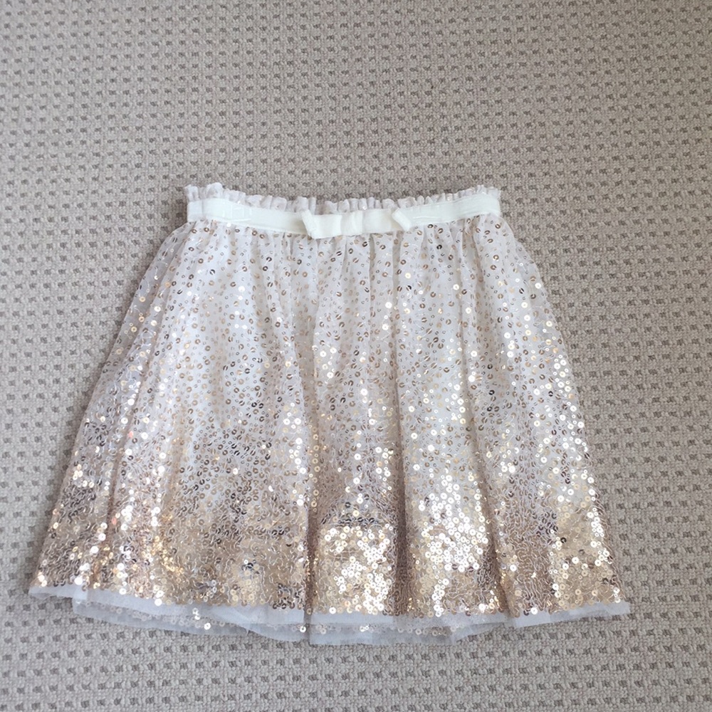 Size 7-8 skirt with hombre sequins detailing!